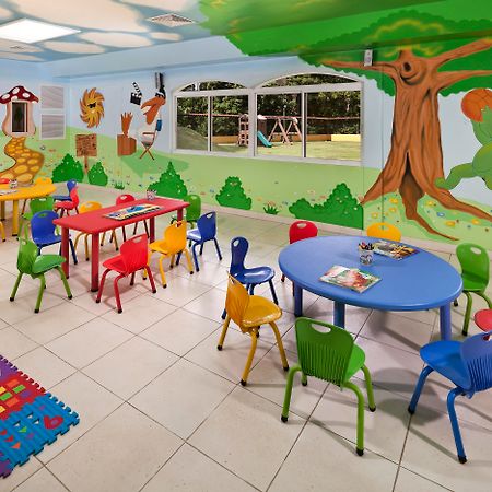 ホテル メリア パナマカナル コロン エクステリア 写真